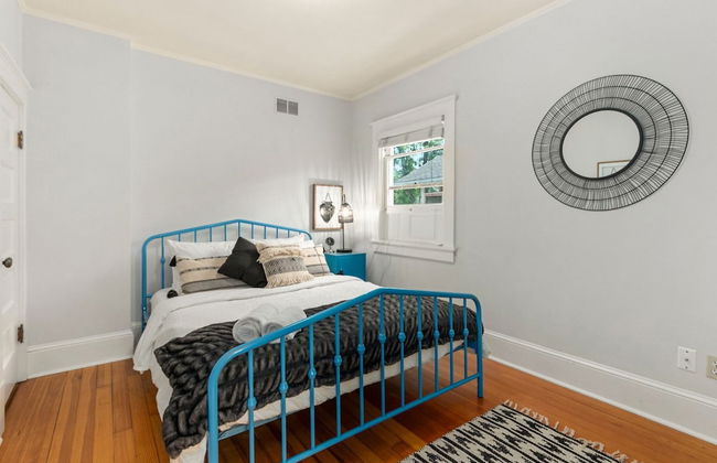 Downtown Abode W/ Hot Tub – Walk to Csu & Old Town - Foto 3