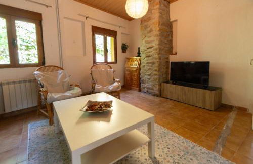 2 Private Abodes in One Magnificent Villa! - Foto 33