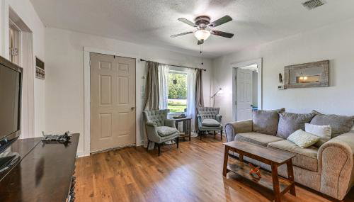 Pet-Friendly Home with 1-Acre Yard in Aubrey - Foto 4