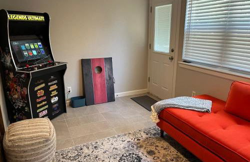 Rt 66 Fairgrounds Retreat by Tulsa Getaways - Foto 6