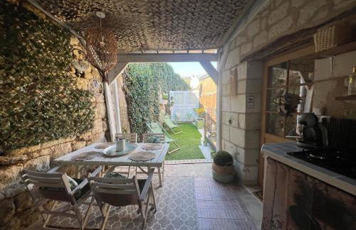 Fontevraud le logis - Foto 1