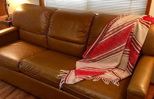 Whispering Pines Cabin Retreat - Foto 15