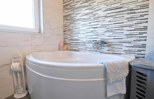 Villa Tinov Dvor - Foto 33