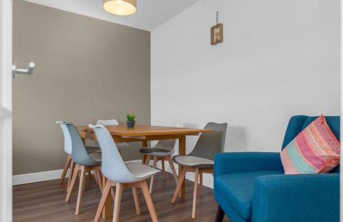 Free Parking - Central - Sleeps 6 - 2 Bedrooms - Foto 6