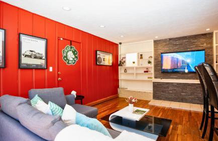 Cheerful 3BR Bar, Jacuzzi & Kids Treehouse - Foto 37