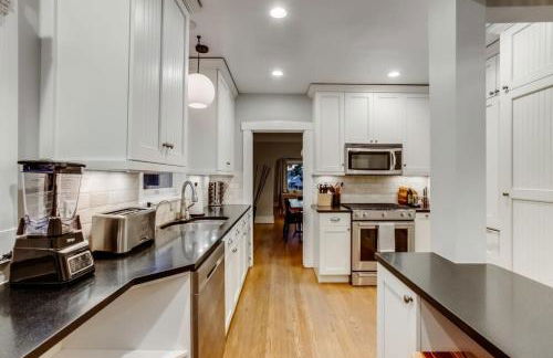 The Bonsai Bungalow With A Hot Tub And A Game Room - Foto 9