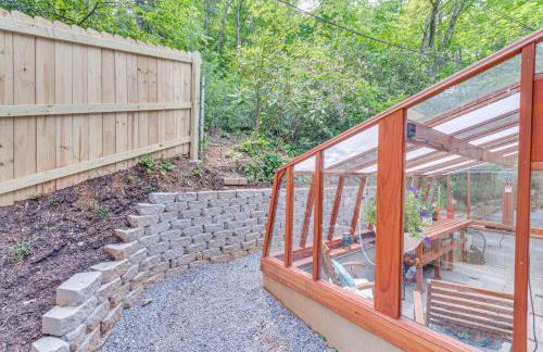 Cozy Hideaway with Grill, 17 Mi to Asheville - Foto 29