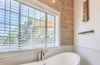 Golf Course Villa w Pool Spa Near the Strip - Foto 34