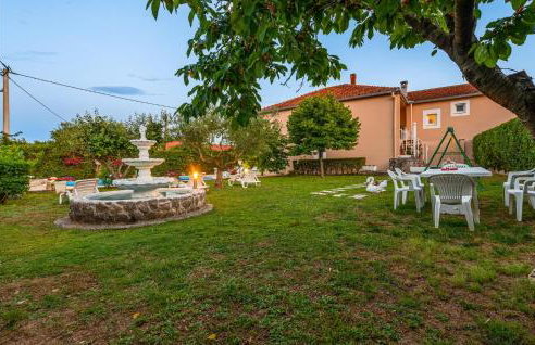 Four-Bedroom Holiday Home Lovinac With An Outdoor Swimming Pool 09 - Foto 27