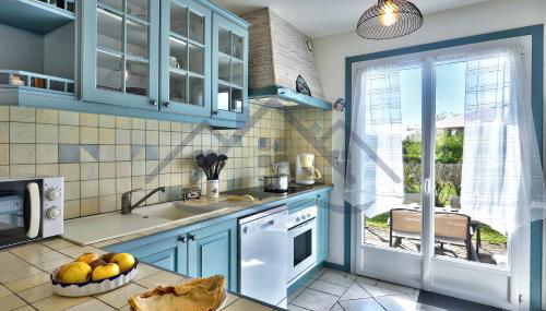 LocaLise - M3B - Souvenir du Guil - Maison de plain-pied avec jardin clos au Guilvinec - Tout à pied, plages, port, centre, commerces, marché - Wif inclus - Linge de lit inclus - Animaux bienvenus - Foto 3, dishwasher, toaster