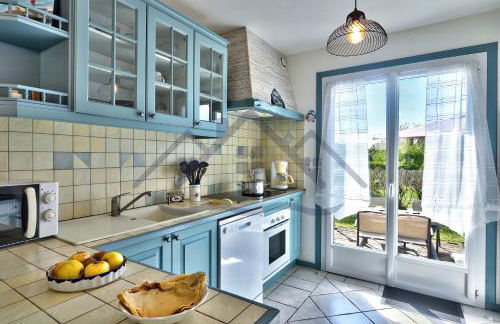 LocaLise - M3B - Souvenir du Guil - Maison de plain-pied avec jardin clos au Guilvinec - Tout à pied, plages, port, centre, commerces, marché - Wif inclus - Linge de lit inclus - Animaux bienvenus - Foto 3