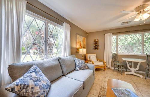 1 Mi to Lake Dora Cottage with Shared Yard and Patio! - Foto 6