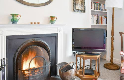 Seaton Cottage - Photo 3