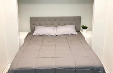 Wrigleyville Friends Unit - 5bdrm - Foto 22