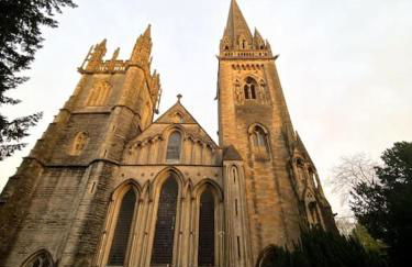 Cardiff Coach House with Hot Tub & Log Fire - Foto 33