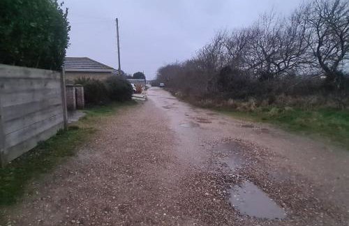 Wow I'm living on the beach. Luxury 4 bed sleeps 8 - Photo 15