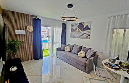 New Modern Apartment close to the Beach - Photo 3