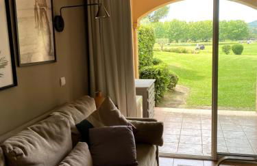 Élégant appartement sur le Golf de Pont Royal - Foto 1