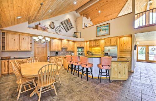 Charming, Spacious and Pet-Friendly Buena Vista Home - Photo 5