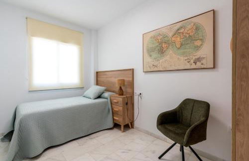 Amplio y luminoso chalet en Gerena, para familias o grupos - Foto 13