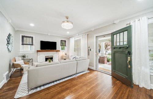 Hottub, Pool Table, Basketball, Firepit, Sleeps 8 - Photo 18