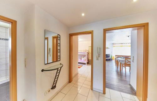 Ferienwohnung Urlaubsglück - Balkon und Parkplätze inklusive nur 5 Fahrminuten vom Europa-Park - Foto 13