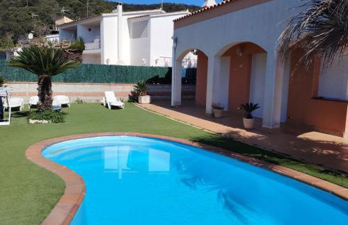 Villa Costa. - Foto 2