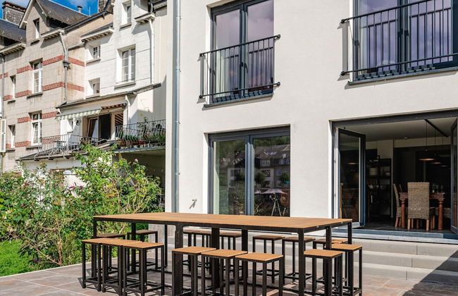 Villa Steps From Castle - Photo 25