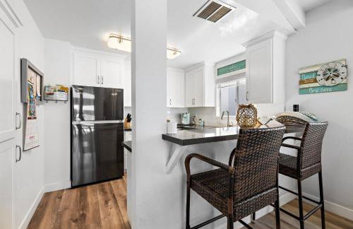 Walk on the Ocean! Wake up to Beautiful Bay Views - Photo 45