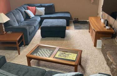 5 bedroom, 7 beds, 3 bath - Sleeps 12, Great for Families - Photo 34