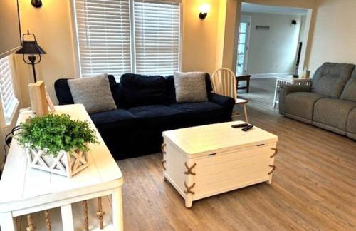 Just Moments From The Causeway Bridge This Charming Spacious Five-Bedroom 2 Bath Home Is Located In Ship Bottom On The Island Of Lbi Wifi - Foto 6