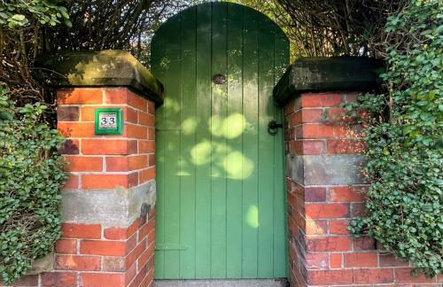 Silkwood House - Photo 17