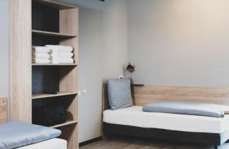 Das Schlafwerk Stuttgart-Nord -SELF-CHECK IN - keine Rezeption-LowBudget-cashless - Foto 8