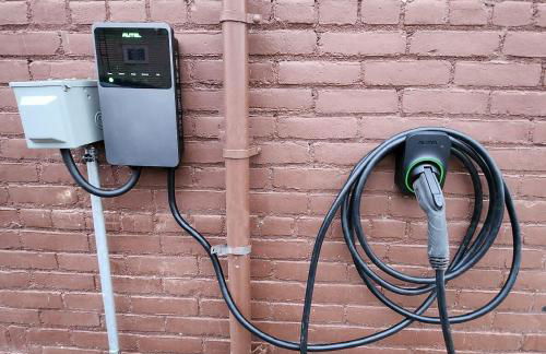 Rock N Roll, Mins to CP & SF, King, Pet OK - Foto 26