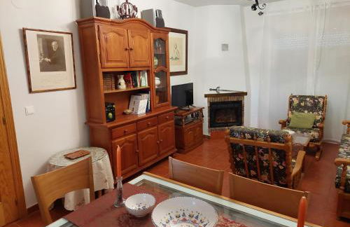 Disfrutar y relajarse en el Robledal - Foto 23