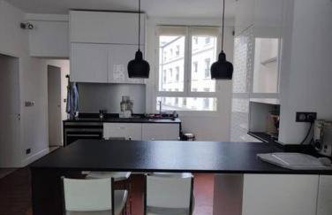 Air conditioning Paris central stylish apartment - Photo 3