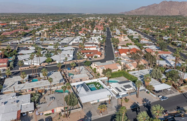 Poolside at Panorama - Foto 35