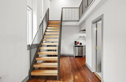 Chic and Comfy Unit w Free Parking Medical District - Foto 20