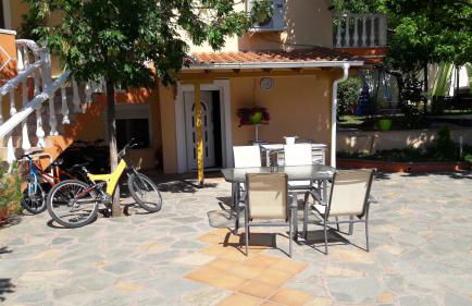 Anestis Studios - Photo 58