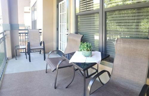 10 miles to Disney World, 2 pools, fitness room, WiFi, balcony, washer, dryer, kitchen - Foto 38