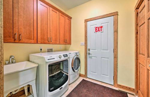 Nekoosa Golf Course Retreat with Hot Tub! - Foto 33