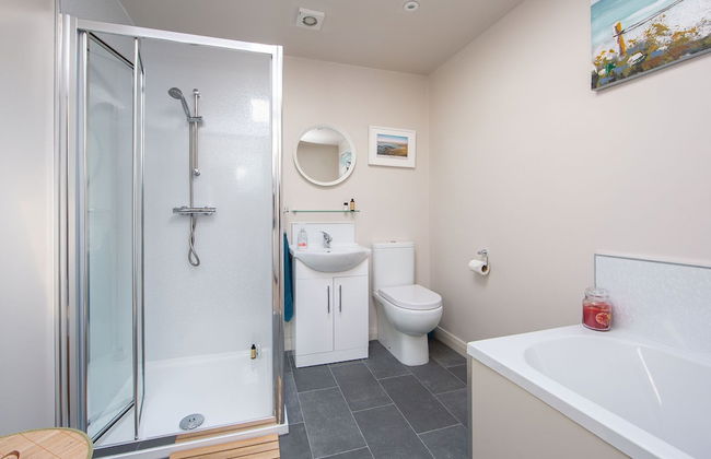 The Anchor Apartments - Photo 10