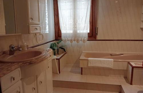 Zabala, entrañable y auténtica casa de pueblo en Anguiano - Foto 11