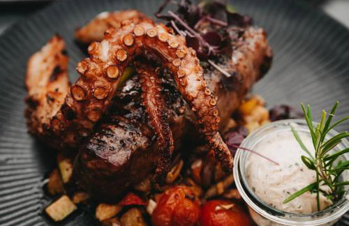 Skippers Inn - Photo 76