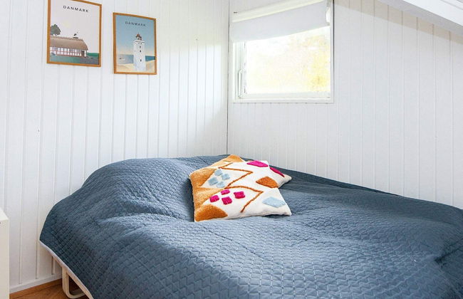 6 Person Holiday Home in Farvang - Photo 3