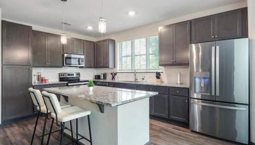 3BR King Bed Balcony North Raleigh - Foto 2