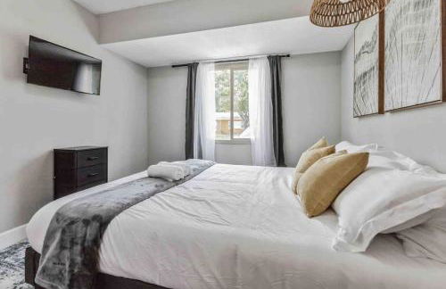 South Tampa 3BR with Backyard that Sleeps 10 - Foto 13