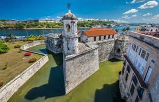 Aparthotel in Havana - Photo 69