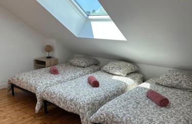 Maison familiale, 13 lits, 3 SDB, parking gratuit, jardin, terrasse - Foto 21