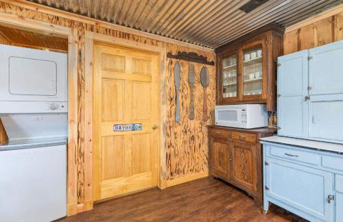 Historic Rockaway Beach Cottage 15 - Photo 12